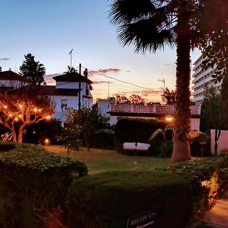 Hostal Boutique Los Geranios Del Pinar Torremolinos Bagian luar foto