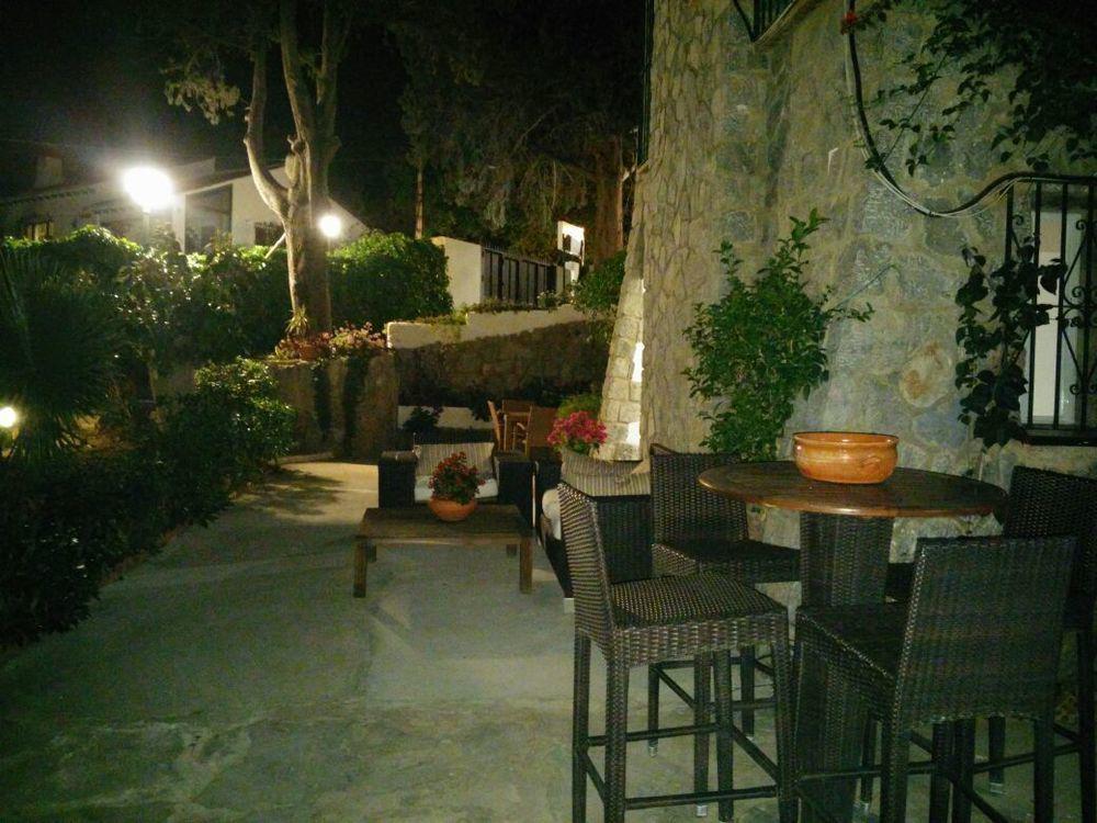 Hostal Boutique Los Geranios Del Pinar Torremolinos Bagian luar foto