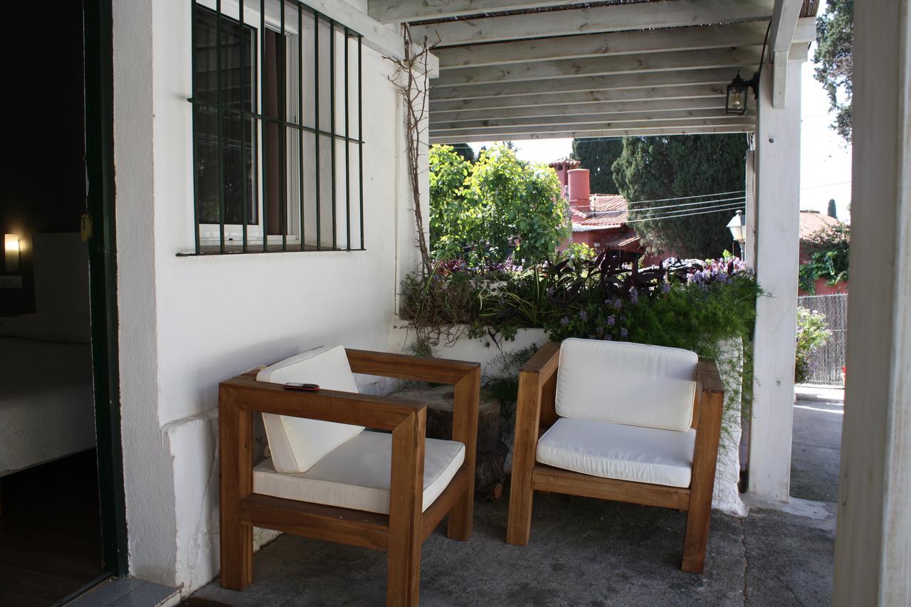 Hostal Boutique Los Geranios Del Pinar Torremolinos Bagian luar foto