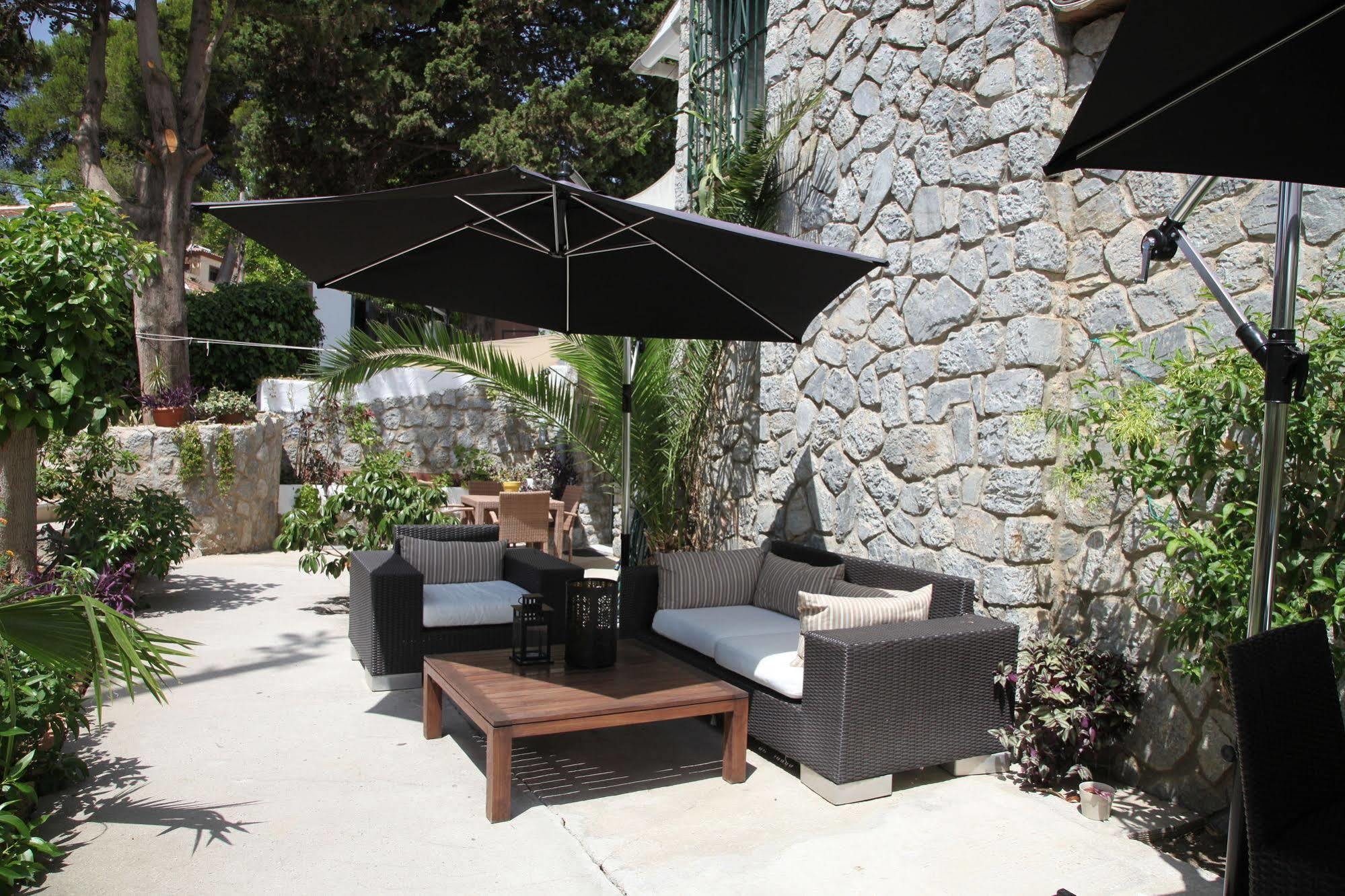 Hostal Boutique Los Geranios Del Pinar Torremolinos Bagian luar foto