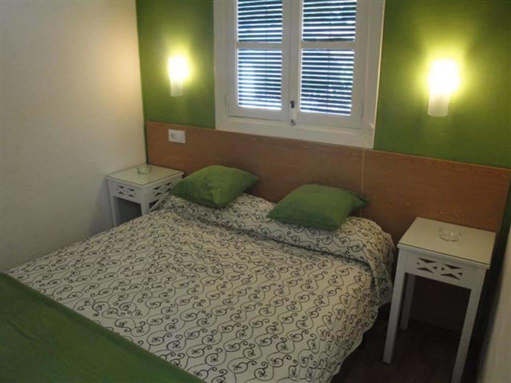 Hostal Boutique Los Geranios Del Pinar Torremolinos Bagian luar foto