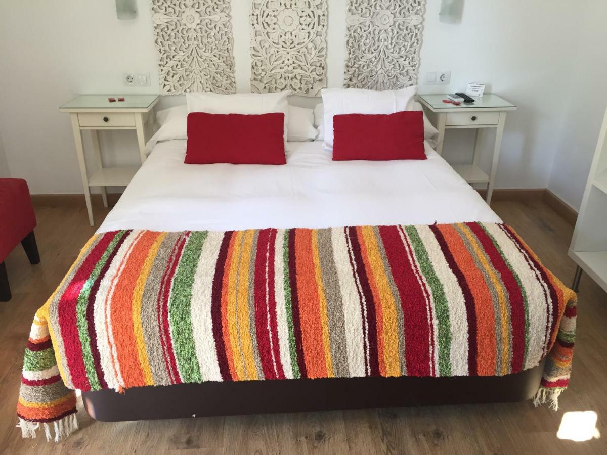 Hostal Boutique Los Geranios Del Pinar Torremolinos Bagian luar foto