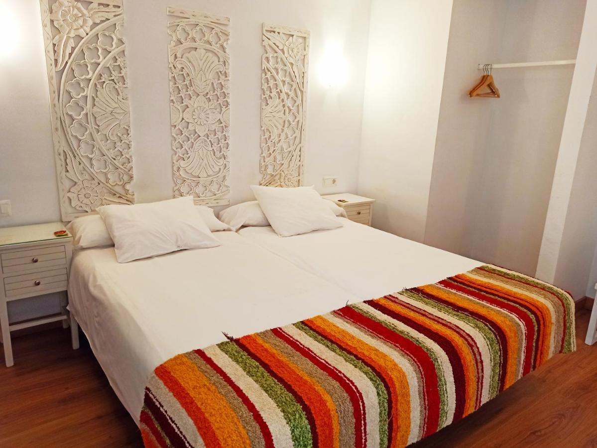 Hostal Boutique Los Geranios Del Pinar Torremolinos Bagian luar foto